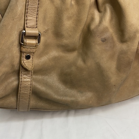 Marc by Marc Jacobs Dr Q Groovee Pleated Satchel - Picture 5 of 15